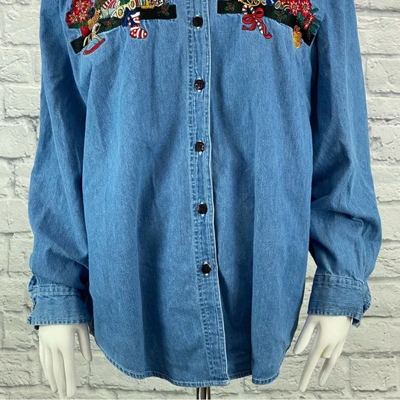 Vintage 1990s Fade Glory Christmas Embroidered Denim Blouse - Picture 3 of 6
